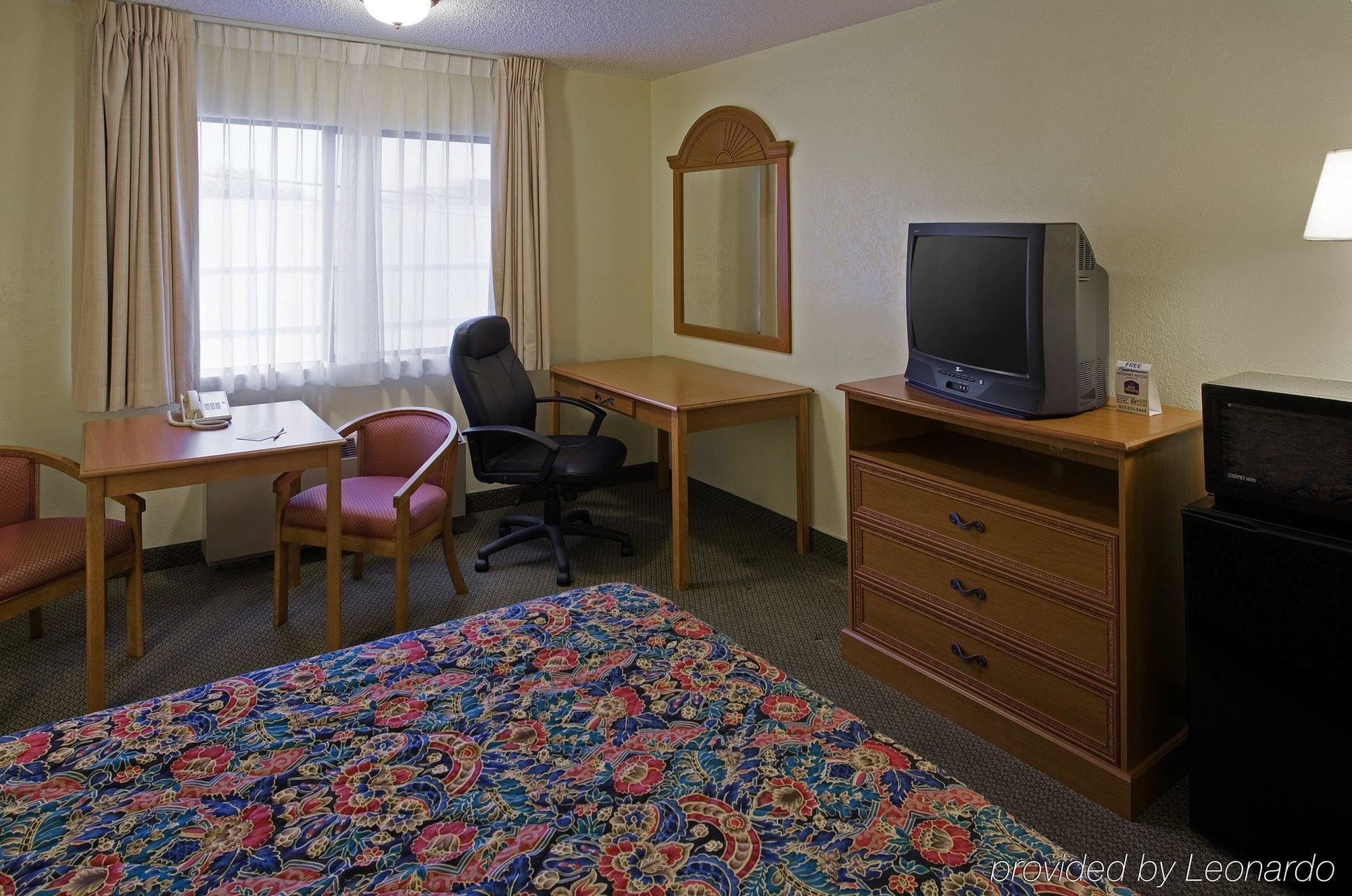 Super 8 By Wyndham Oceanside Marty'S Valley Inn חדר תמונה