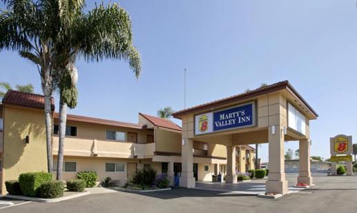 Super 8 By Wyndham Oceanside Marty'S Valley Inn מראה חיצוני תמונה